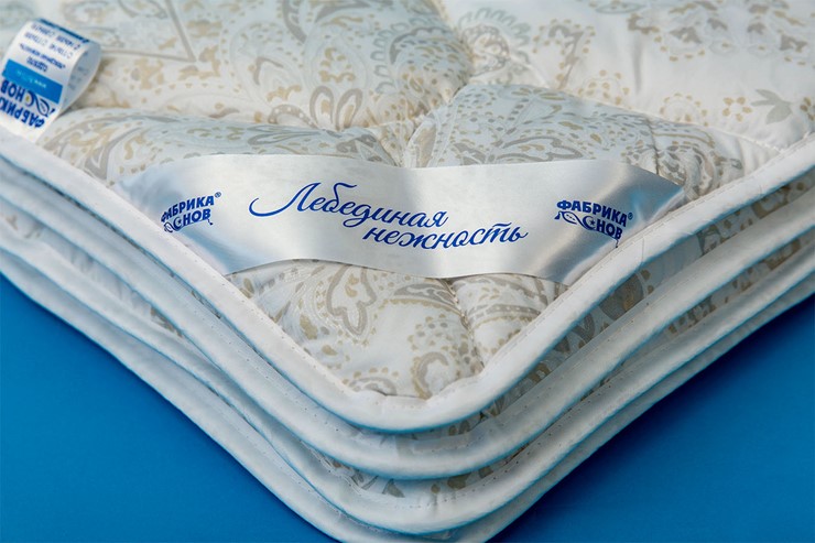 Одеяло всесезонное полутороспальное Лебединая нежность в Кемерово - изображение 1